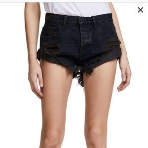 Black denim one teaspoon jean shorts!